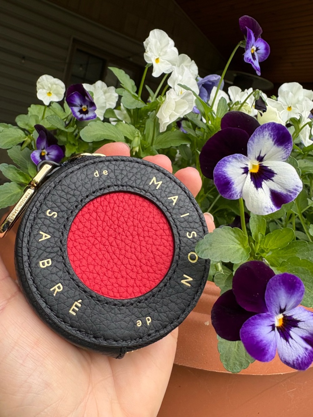 de Maison de Sabré Black & Red Leather Round Coin Pouch